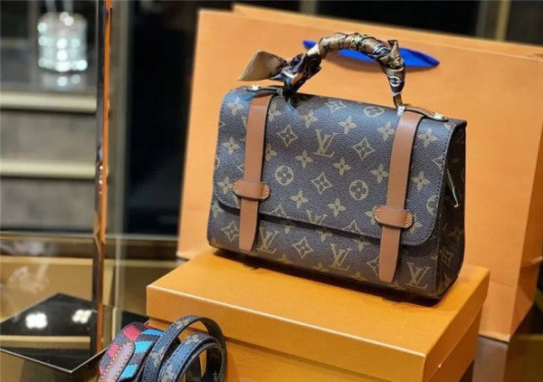 Branded  LV Evening Massenger Bag With Box Edition (lv-1150)